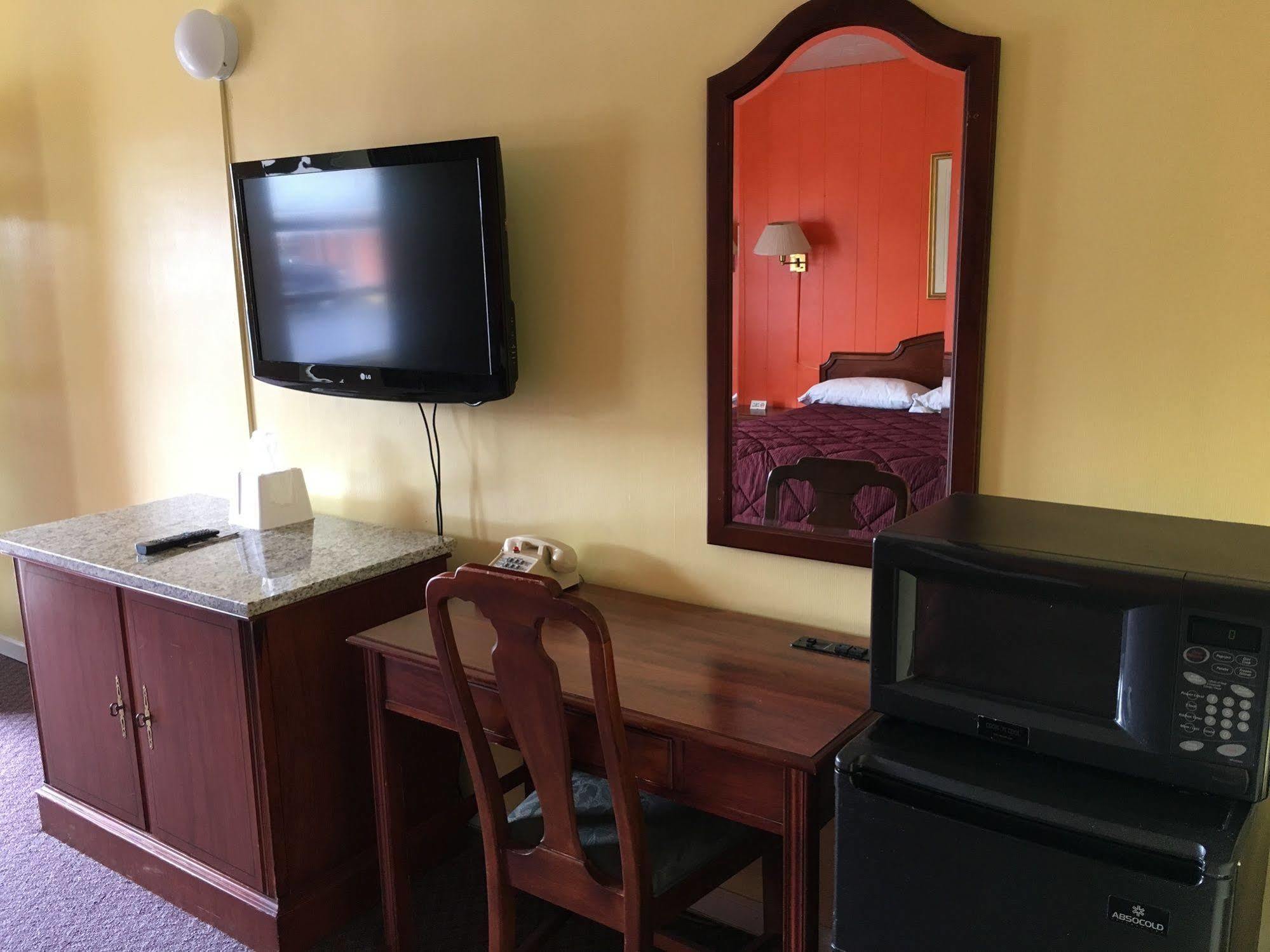 Travel Inn By Oyo Danville Us-29 Εξωτερικό φωτογραφία